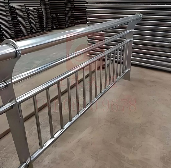 贈(zèng)送安裝-贈(zèng)送運(yùn)輸-不銹鋼景觀(guān)護(hù)欄